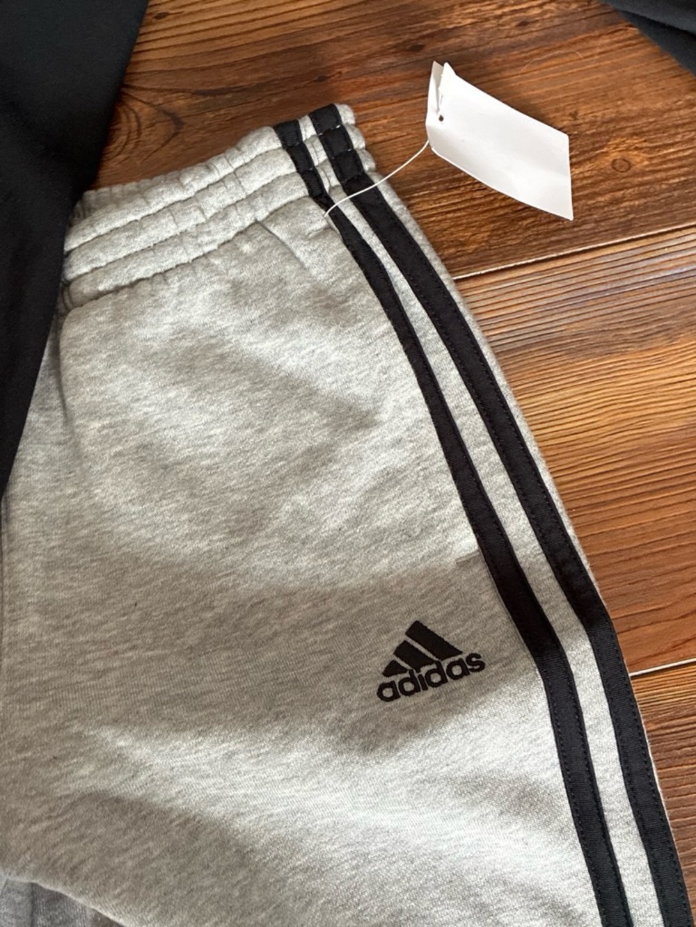 adidas Black Graphic Long Sleeve Top with Gray Joggers - Picture 2 of 3